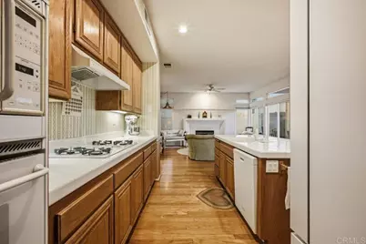 45707 Corte Rodrigo, Temecula, CA 92592 - Photo 15