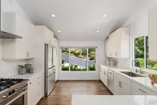 5555 Caminito Marrisa, La Jolla, CA 92037 - Photo 9