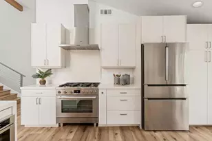 5555 Caminito Marrisa, La Jolla, CA 92037 - Photo 11
