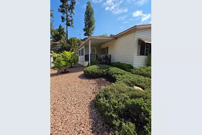 8975 Lawrence Welk Drive #128, Escondido, CA 92026 - Photo 3