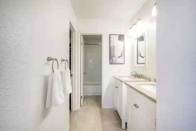 4545 Essex Court, Carlsbad, CA 92010 - Photo 29
