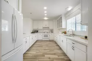 4545 Essex Ct, Carlsbad, CA 92010 - Photo 15