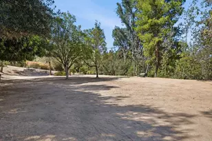 1866 Santa Margarita, Fallbrook, CA 92028 - Photo 57