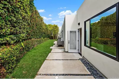 5875 La Jolla Mesa Drive, La Jolla, CA 92037 - Photo 35