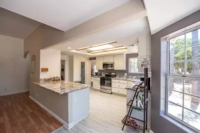 15950 Mactan Ln, Valley Center, CA 92082 - Photo 11