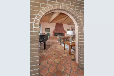 6678 Las Colinas, Rancho Santa Fe, CA 92067 - Photo 5