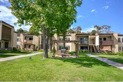 432 Edgehill Ln #32, Oceanside, CA 92054 - Photo 3