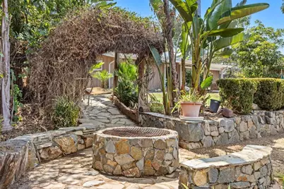 2128 Bautista Ave, Vista, CA 92084 - Photo 27