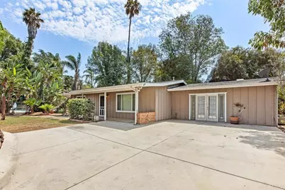 2128 Bautista Ave, Vista, CA 92084 - Photo 3