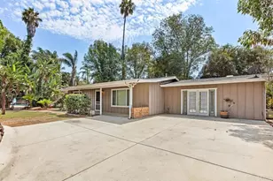 2128 Bautista Ave, Vista, CA 92084 - Photo 3