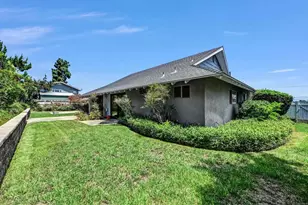 3495 Ridgecrest Dr, Carlsbad, CA 92008 - Photo 31