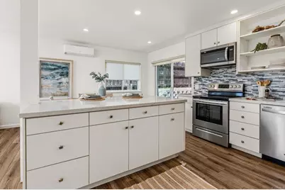 2423 Newcastle Avenue, Cardiff by the Sea, CA 92007 - Photo 11