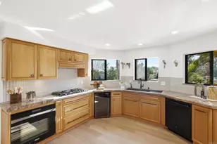 2871 Brant St, San Diego, CA 92103 - Photo 13