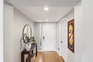 301 W G St, San Diego, CA 92101 - Photo 3