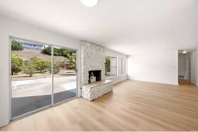 7205 Ballinger Avenue, San Diego, CA 92119 - Photo 11