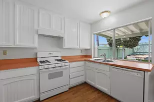 1712 Greentree Rd, Encinitas, CA 92024 - Photo 11