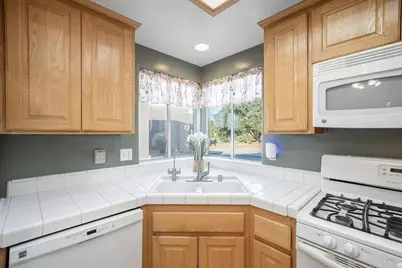27697 Sunset Vista Lane, Valley Center, CA 92082 - Photo 9