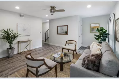 7525 Jerez Court #F, Carlsbad, CA 92009 - Photo 19