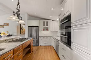 890 Passiflora Ave, Encinitas, CA 92024 - Photo 11