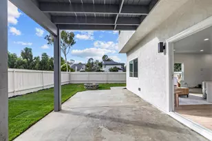 7902 Tinaja Ln, San Diego, CA 92139 - Photo 35