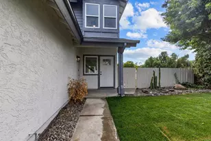 7902 Tinaja Ln, San Diego, CA 92139 - Photo 41