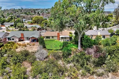 4918 Loma Laguna Drive, Carlsbad, CA 92008 - Photo 9