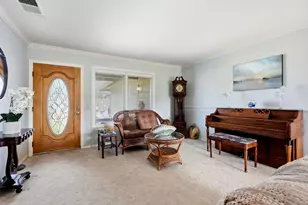 4918 Loma Laguna Dr, Carlsbad, CA 92008 - Photo 19