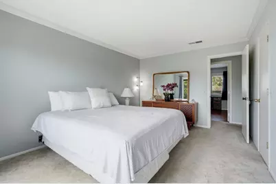 4918 Loma Laguna Drive, Carlsbad, CA 92008 - Photo 37