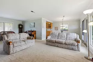 4918 Loma Laguna Dr, Carlsbad, CA 92008 - Photo 23