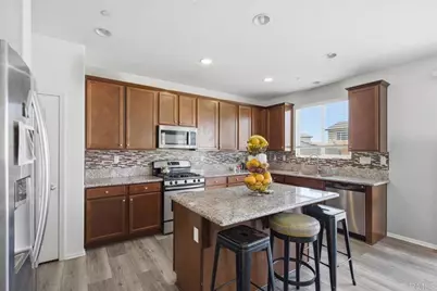35125 Waimea Way, Winchester, CA 92596 - Photo 9