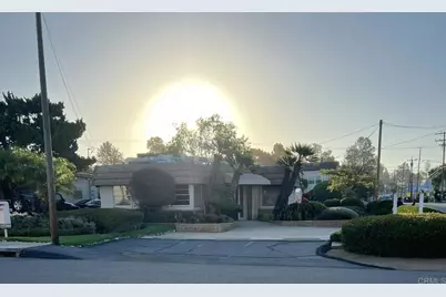 301 N Vine Street, Fallbrook, CA 92028 - Photo 3