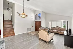 7711 Canyon Point Pl, Mira Mesa, CA 92126 - Photo 5