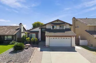 7711 Canyon Point Pl, Mira Mesa, CA 92126 - Photo 1