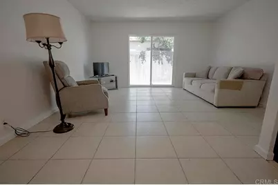 355 Calle Mariposa, Oceanside, CA 92057 - Photo 3