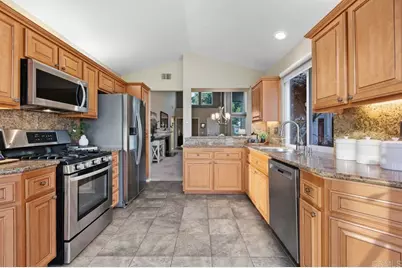 7415 Linden, Carlsbad, CA 92011 - Photo 13