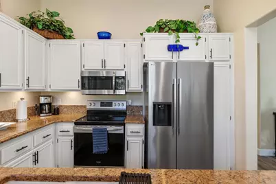 8909 Circle R View Lane, Escondido, CA 92026 - Photo 15