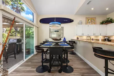 8909 Circle R View Lane, Escondido, CA 92026 - Photo 9