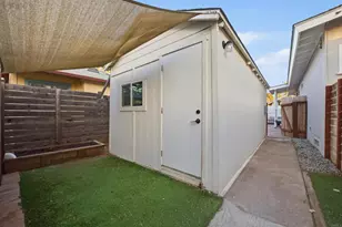 530 S Kalmia St, Escondido, CA 92025 - Photo 27