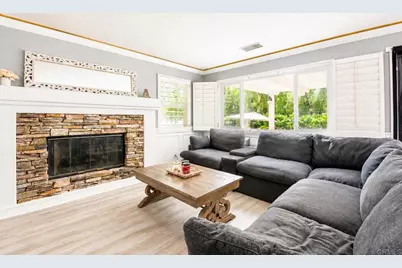 421 Lexington Circle, Oceanside, CA 92057 - Photo 9