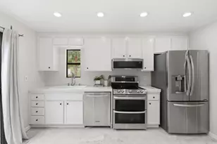 2740 Ariane Dr, San Diego, CA 92117 - Photo 5