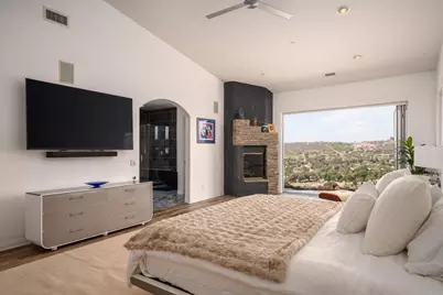 30330 Via Maria Elena, Bonsall, CA 92003 - Photo 13
