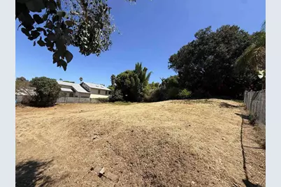 880 Stevens Avenue, Solana Beach, CA 92075 - Photo 27