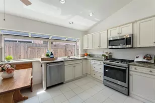 1721 Corte Viejo, Oceanside, CA 92056 - Photo 5