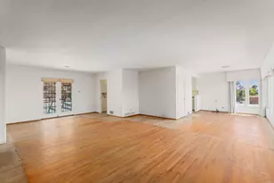 5825 Folsom Dr, La Jolla, CA 92037 - Photo 15