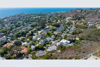 5825 Folsom Dr, La Jolla, CA 92037 - Photo 47