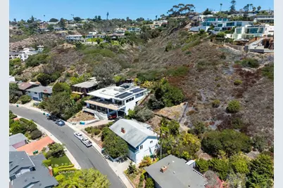 5825 Folsom Dr, La Jolla, CA 92037 - Photo 43