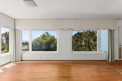5825 Folsom Dr, La Jolla, CA 92037 - Photo 5