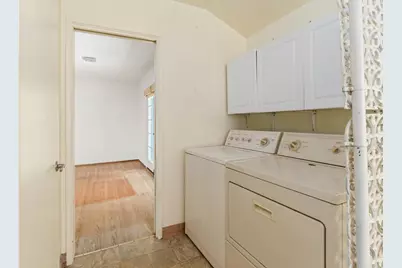 5825 Folsom Dr, La Jolla, CA 92037 - Photo 21