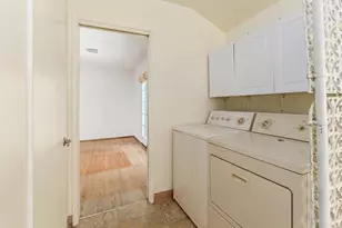 5825 Folsom Dr, La Jolla, CA 92037 - Photo 21