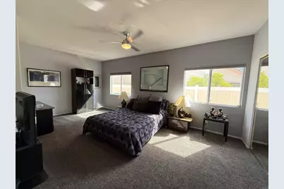 4964 Skyhawk Way, Oceanside, CA 92056 - Photo 21